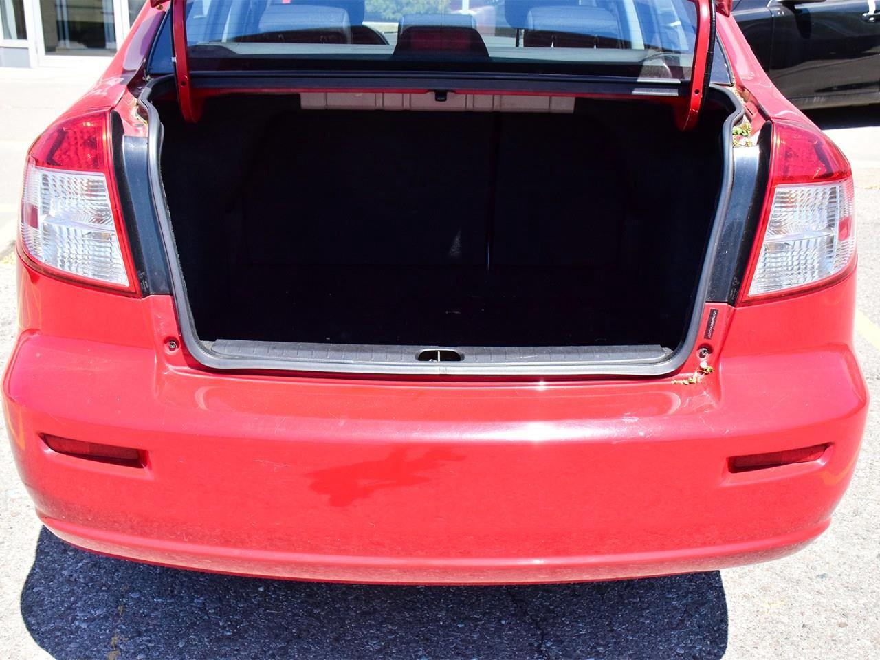 2011 Suzuki SX4 JA (M6) 4dr Front-Wheel Drive Sedan Photo