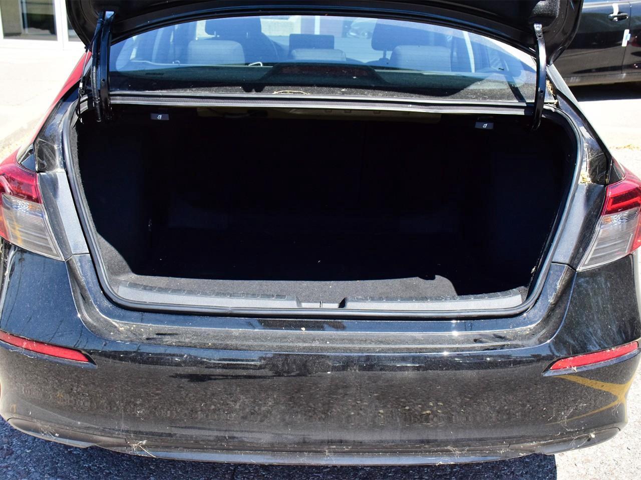 2022 Honda Civic LX 4dr Sedan Photo