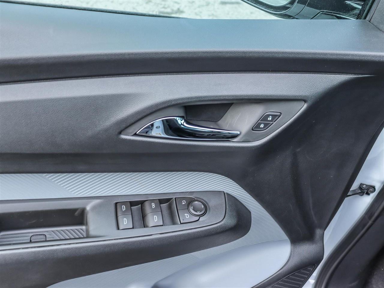 2027 Chevrolet Bolt FWD 4dr LT Photo