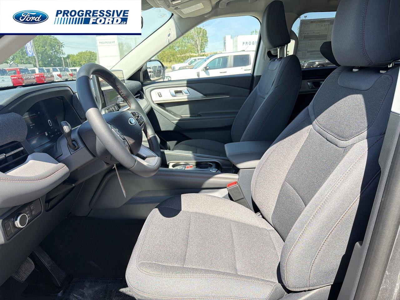 2026 Ford Explorer Active 4dr 4x4 Photo