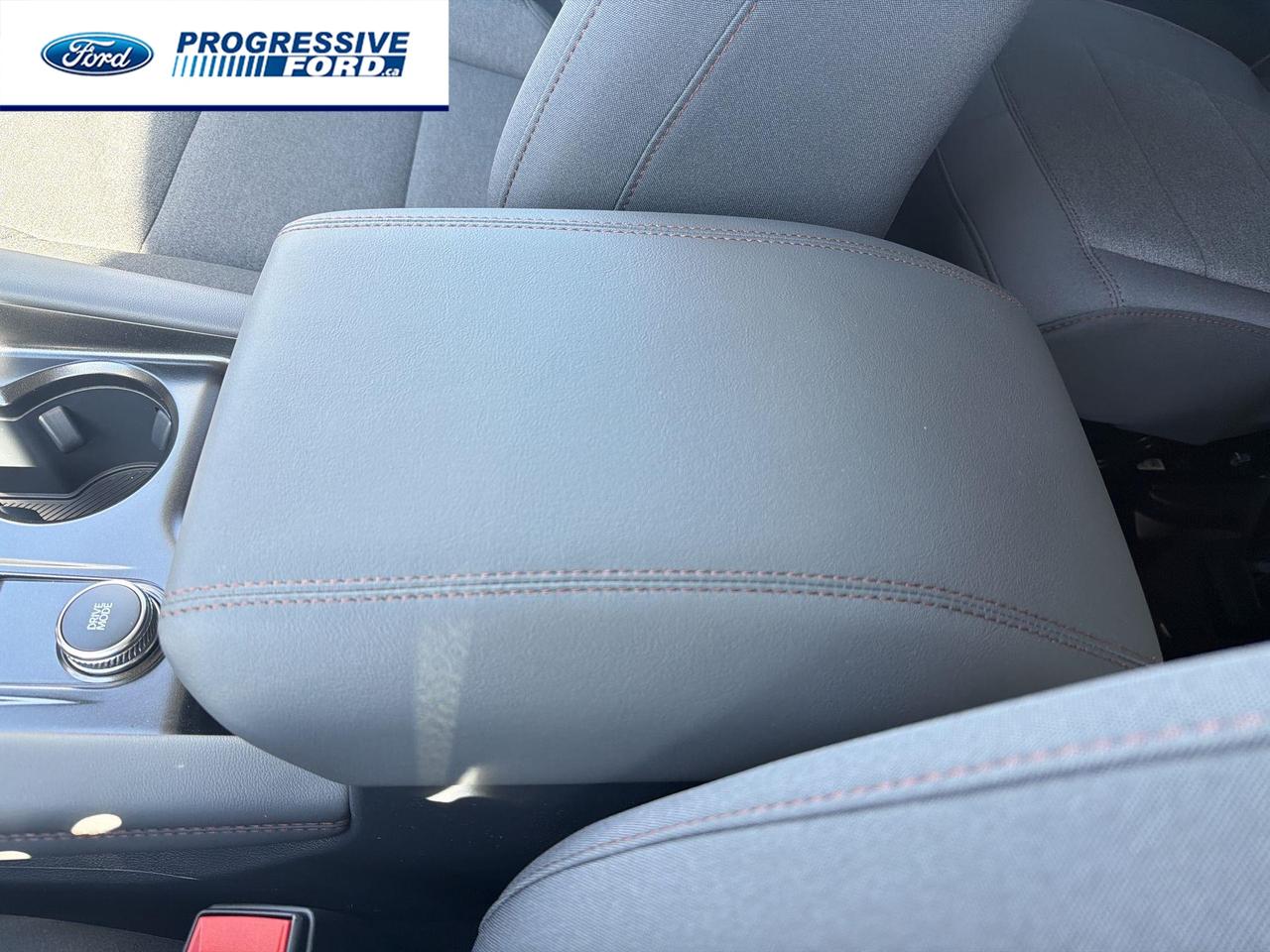 2026 Ford Explorer Active 4dr 4x4 Photo