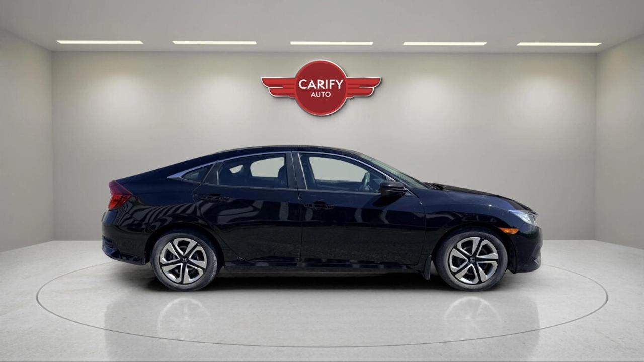 2018 Honda Civic Sedan LX Photo3