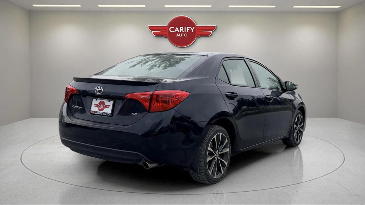2018 Toyota Corolla SE 4dr Sedan CVT Photo