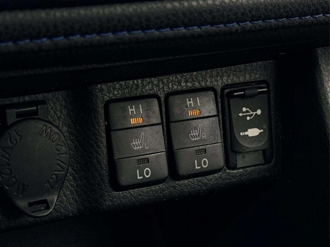 2018 Toyota Corolla SE 4dr Sedan CVT Photo