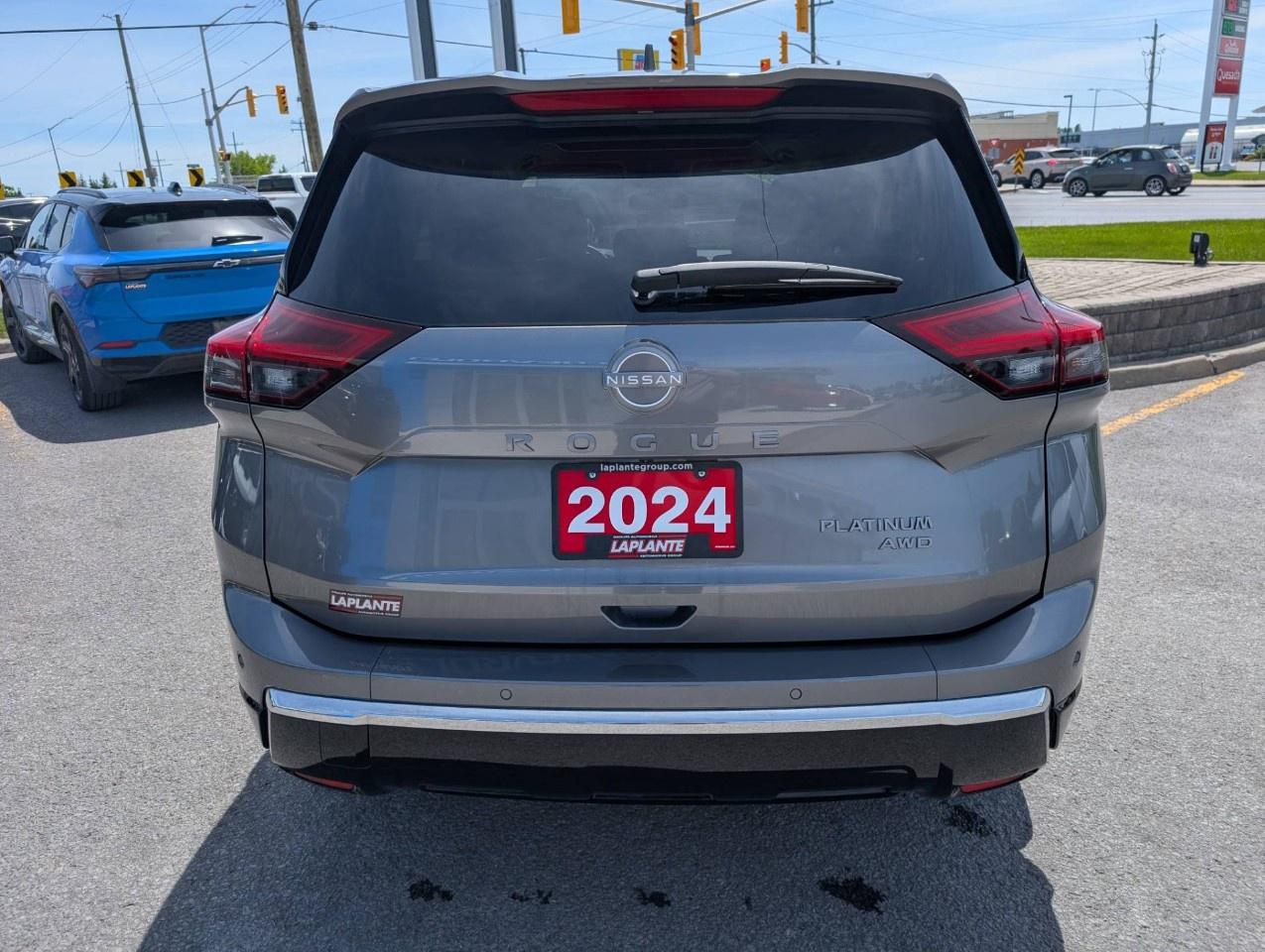 2024 Nissan Rogue AWD Platinum Photo