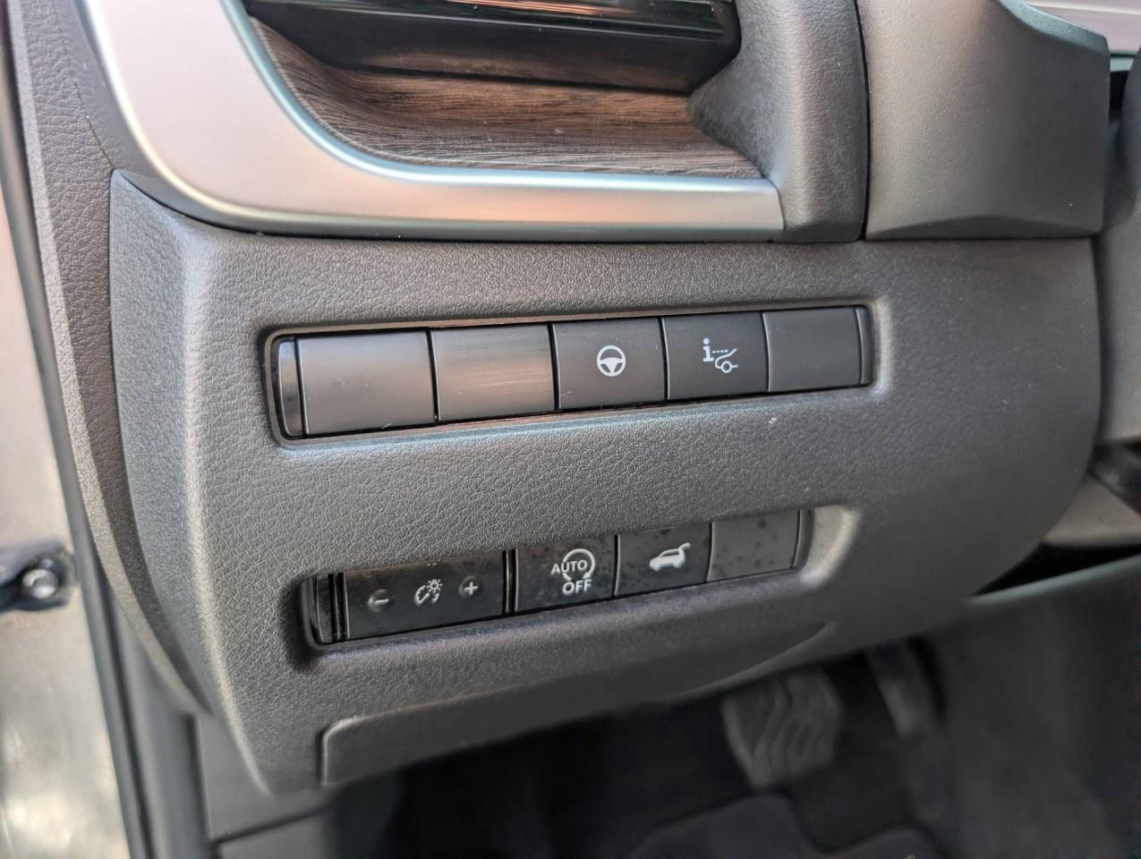 2024 Nissan Rogue AWD Platinum Photo