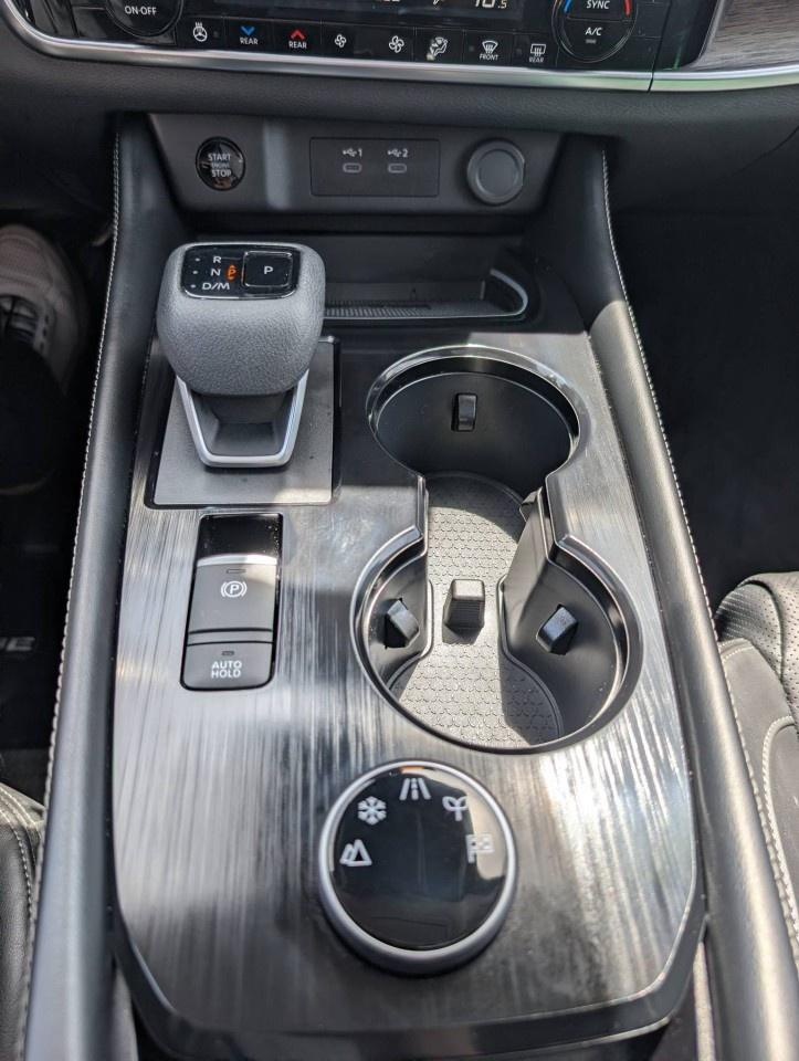 2024 Nissan Rogue AWD Platinum Photo