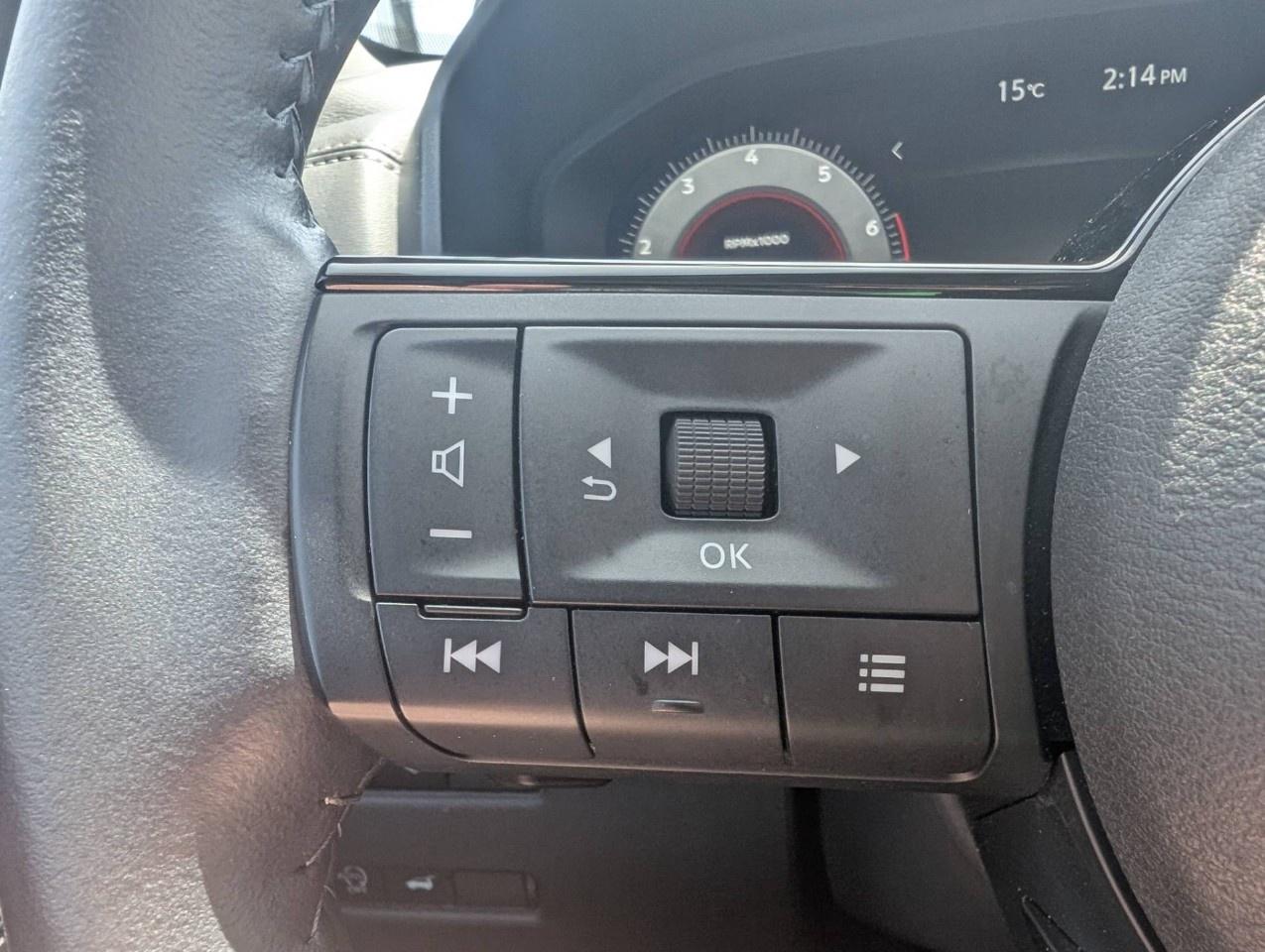 2024 Nissan Rogue AWD Platinum Photo