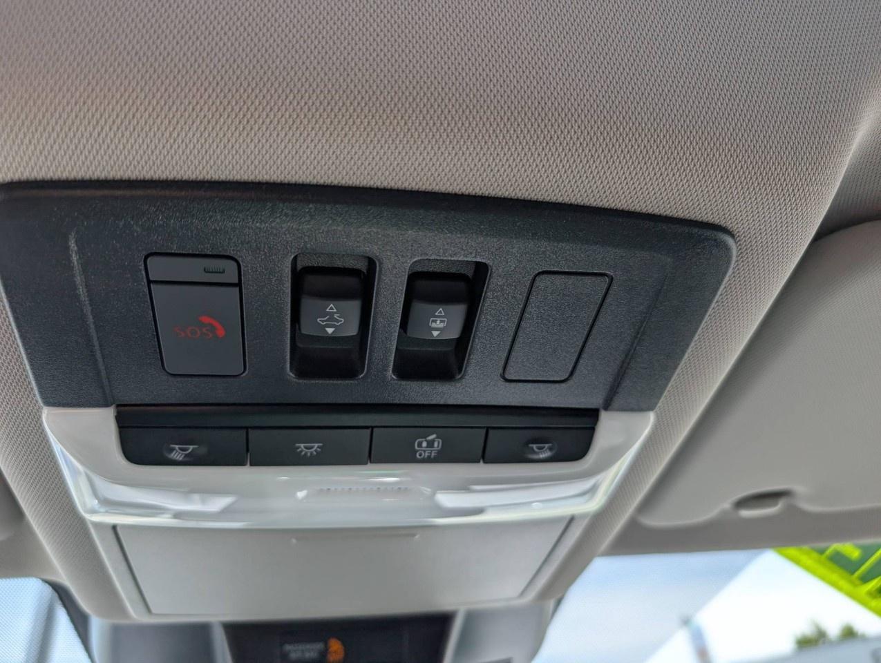 2024 Nissan Rogue AWD Platinum Photo