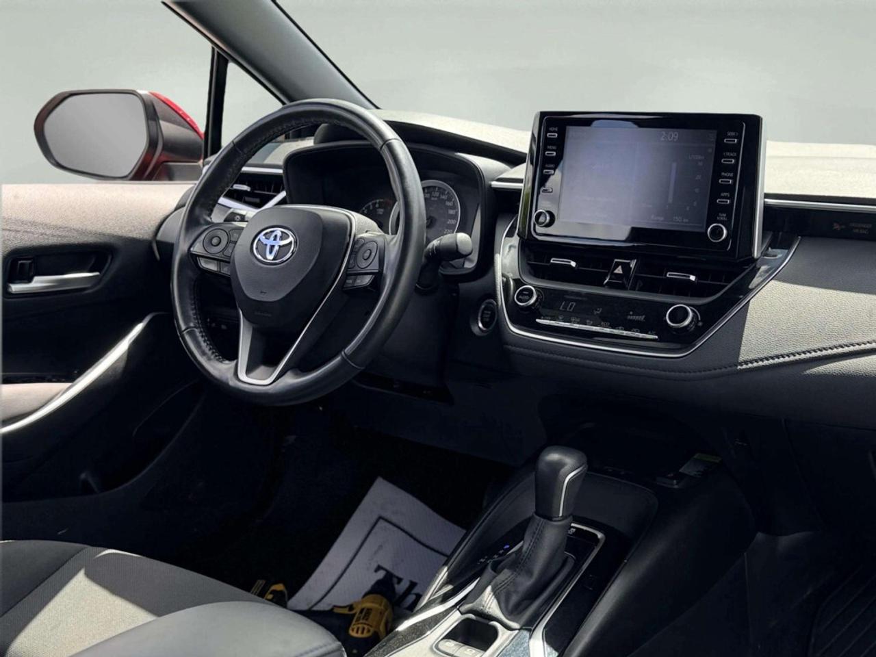 2020 Toyota Corolla SE Photo