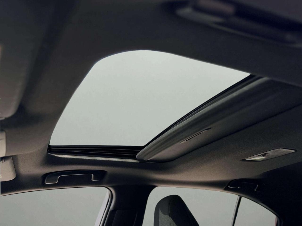 2020 Toyota Corolla SE Photo