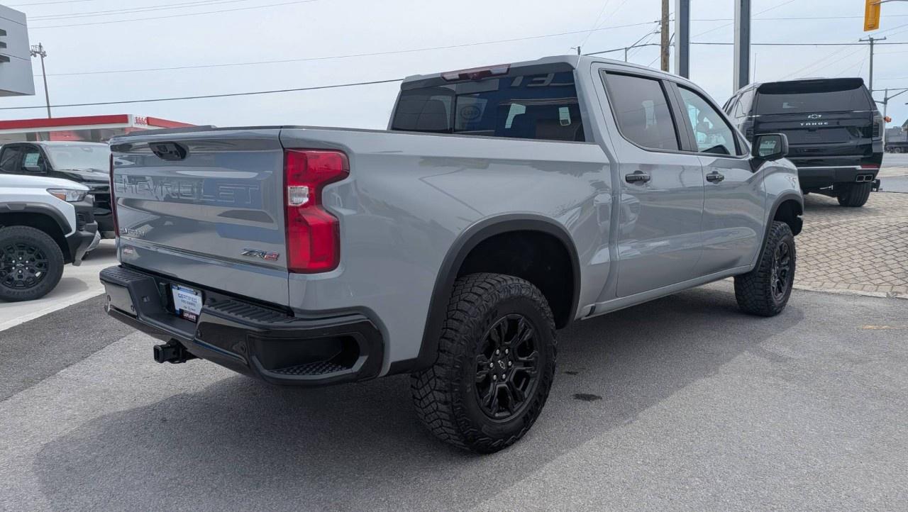 2024 Chevrolet Silverado 1500 Crew Cab Short Box 4-Wheel Drive ZR2 Photo