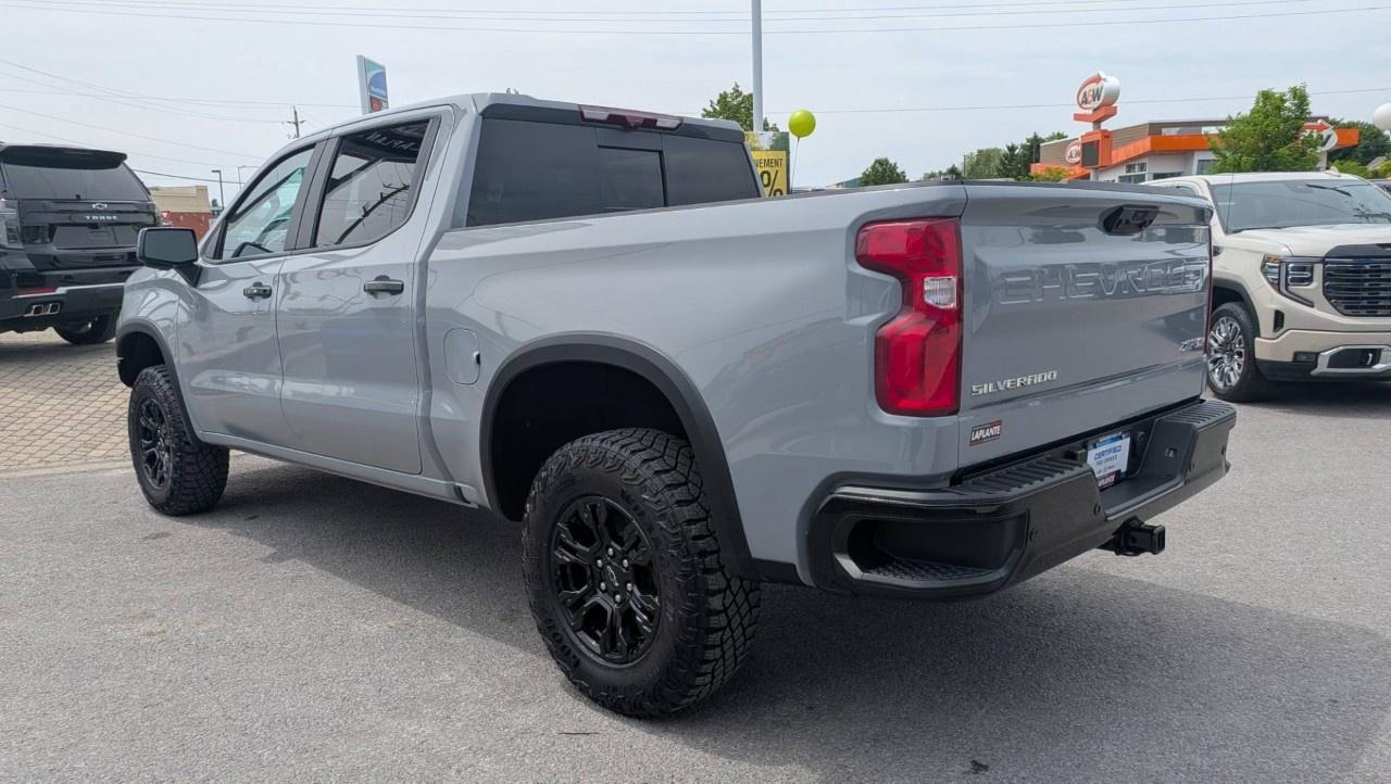 2024 Chevrolet Silverado 1500 Crew Cab Short Box 4-Wheel Drive ZR2 Photo