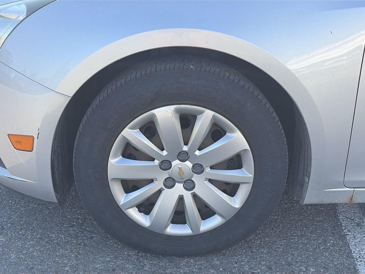 2011 Chevrolet Cruze LS Sedan SOLD AS/IS   POWER LOCKS   LOW KMS   NO A Photo