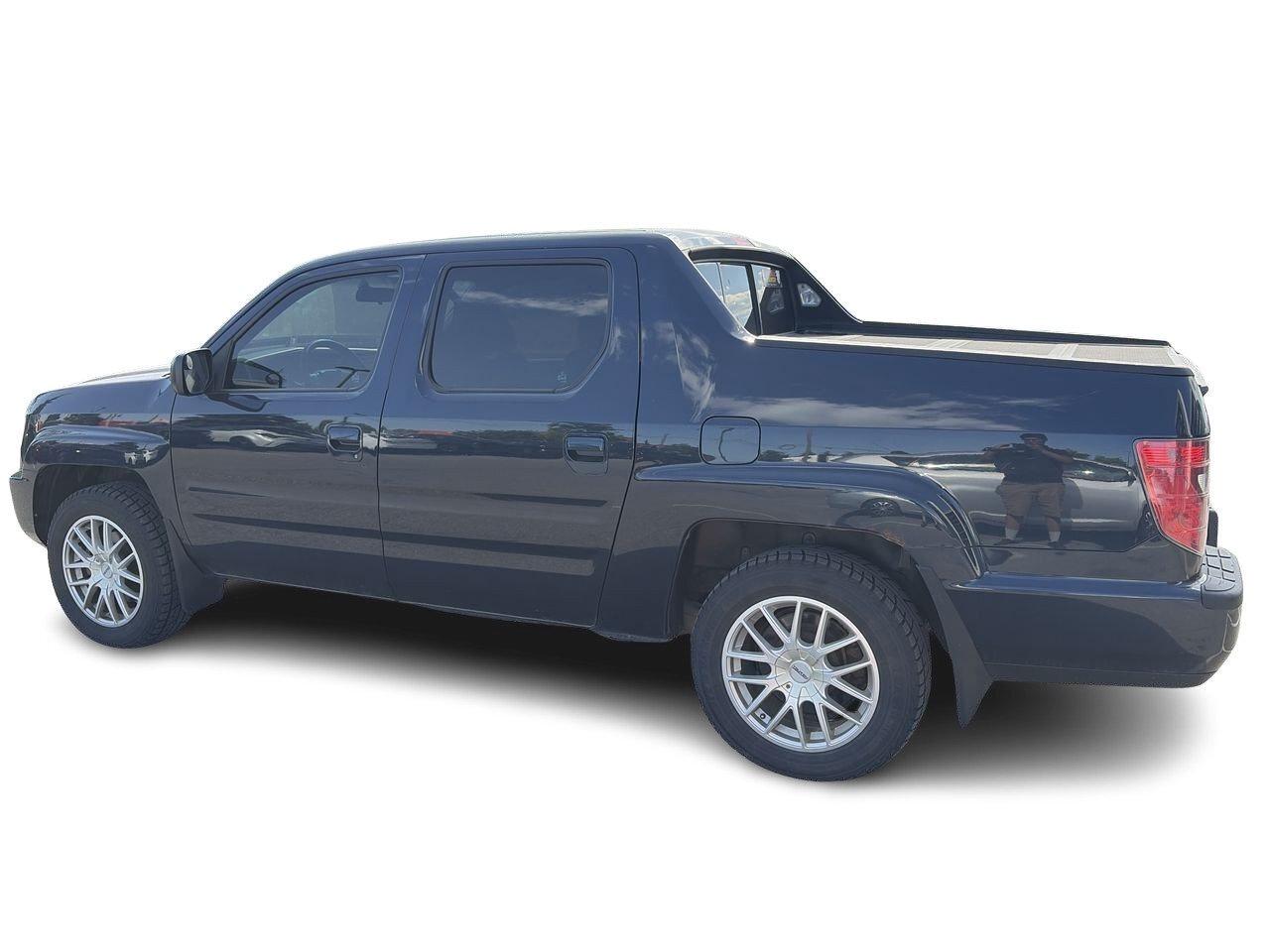 2009 Honda Ridgeline DX 4WD SOLD AS/IS   WINTER/SUMMER TIRES   TONNEAU Photo