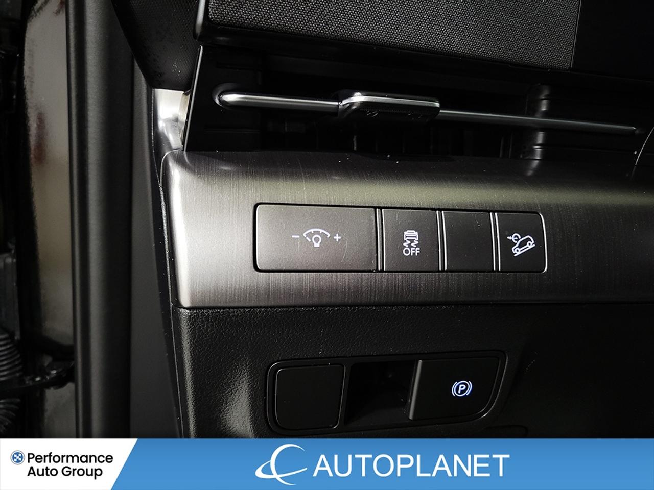 2025 Hyundai KONA Preferred AWD, Trend Pkg, Sunroof, Back Up Cam! Photo