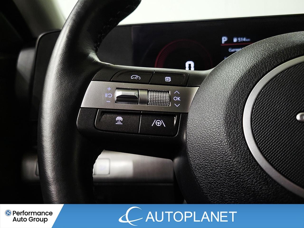 2025 Hyundai KONA Preferred AWD, Trend Pkg, Sunroof, Back Up Cam! Photo