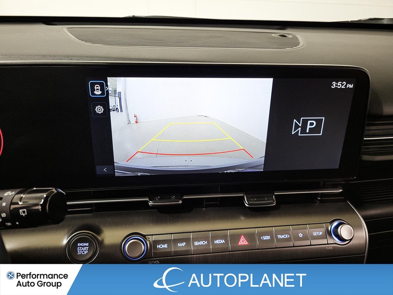 2025 Hyundai KONA Preferred AWD, Trend Pkg, Sunroof, Back Up Cam! Photo