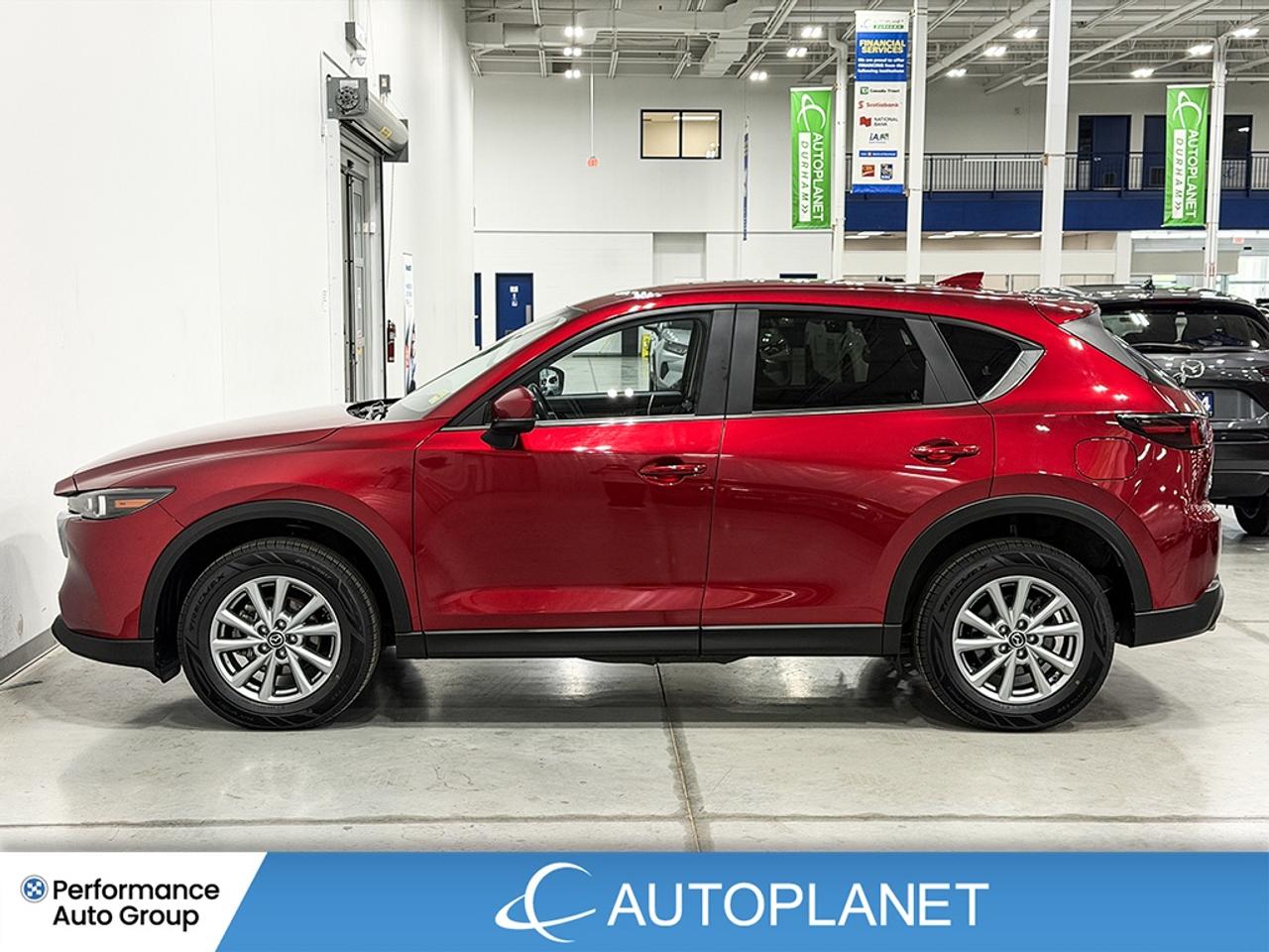 2024 Mazda CX-5 GS AWD, Back Up Cam, Heated Seats, Apple CarPlay! Photo