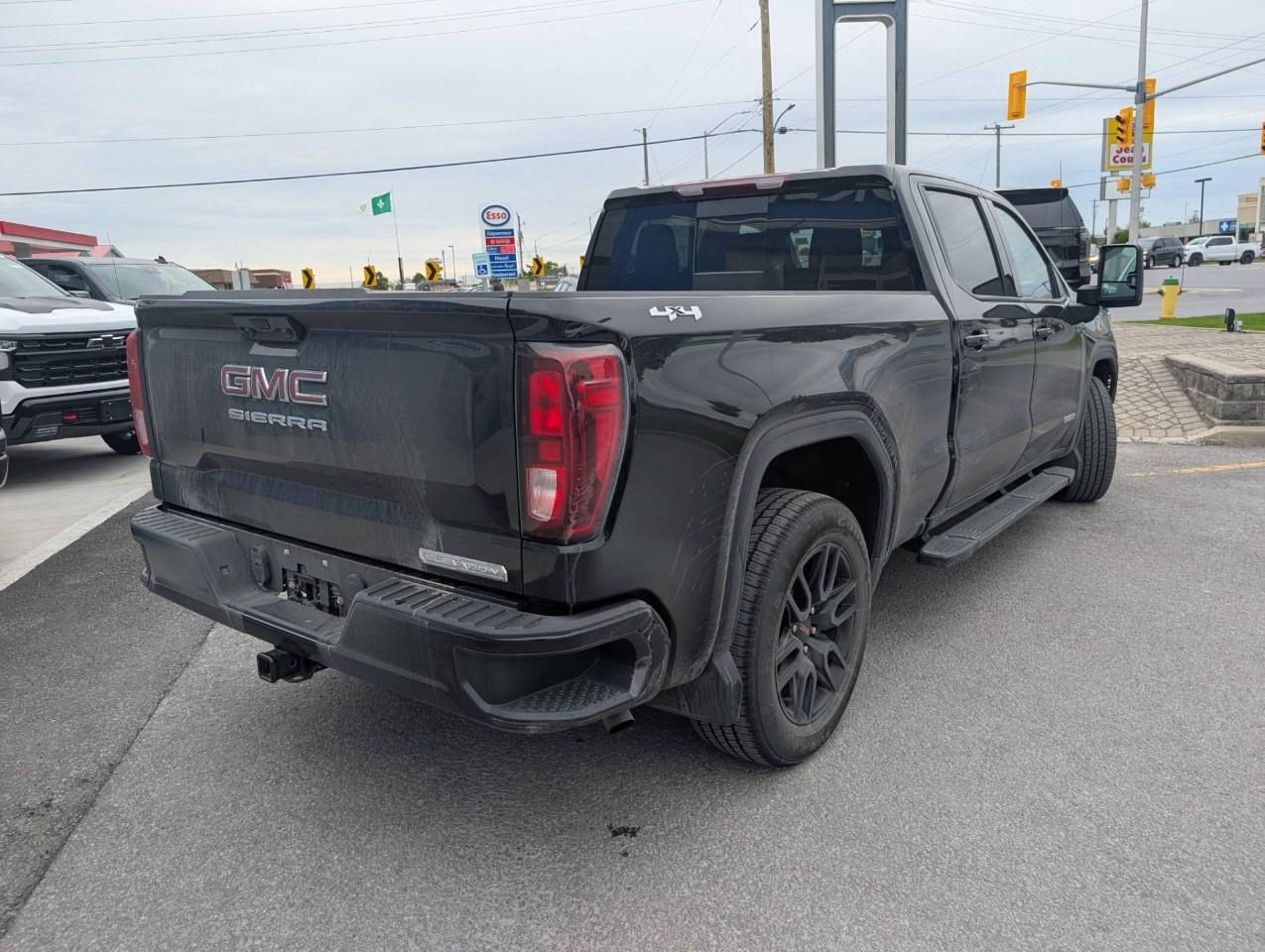2024 GMC Sierra 1500 Crew Cab Standard Box 4-Wheel Drive Elevation Photo