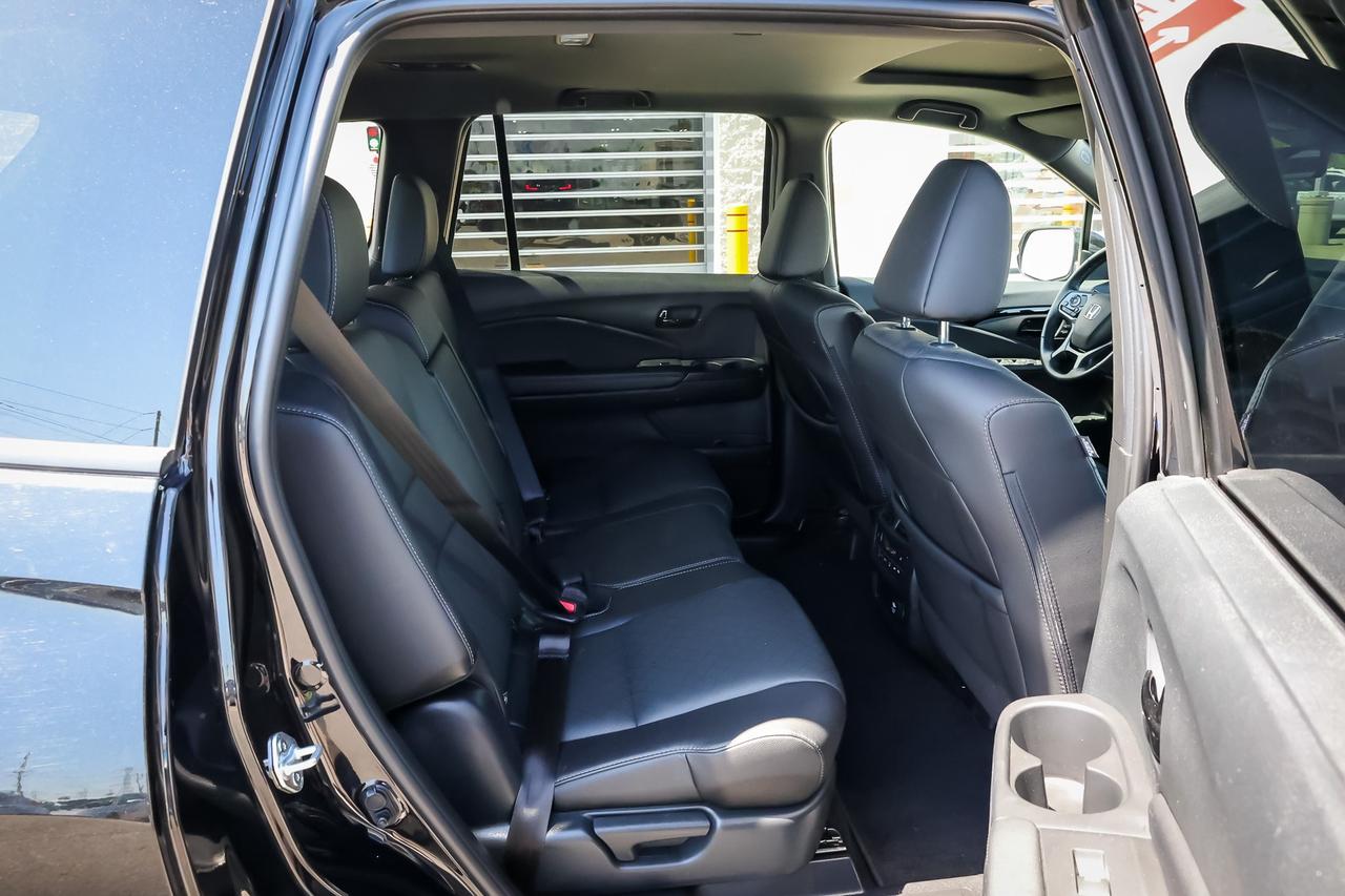 2022 Honda Passport Touring 4dr All-Wheel Drive Photo