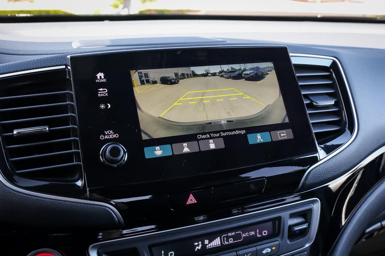 2022 Honda Passport Touring 4dr All-Wheel Drive Photo