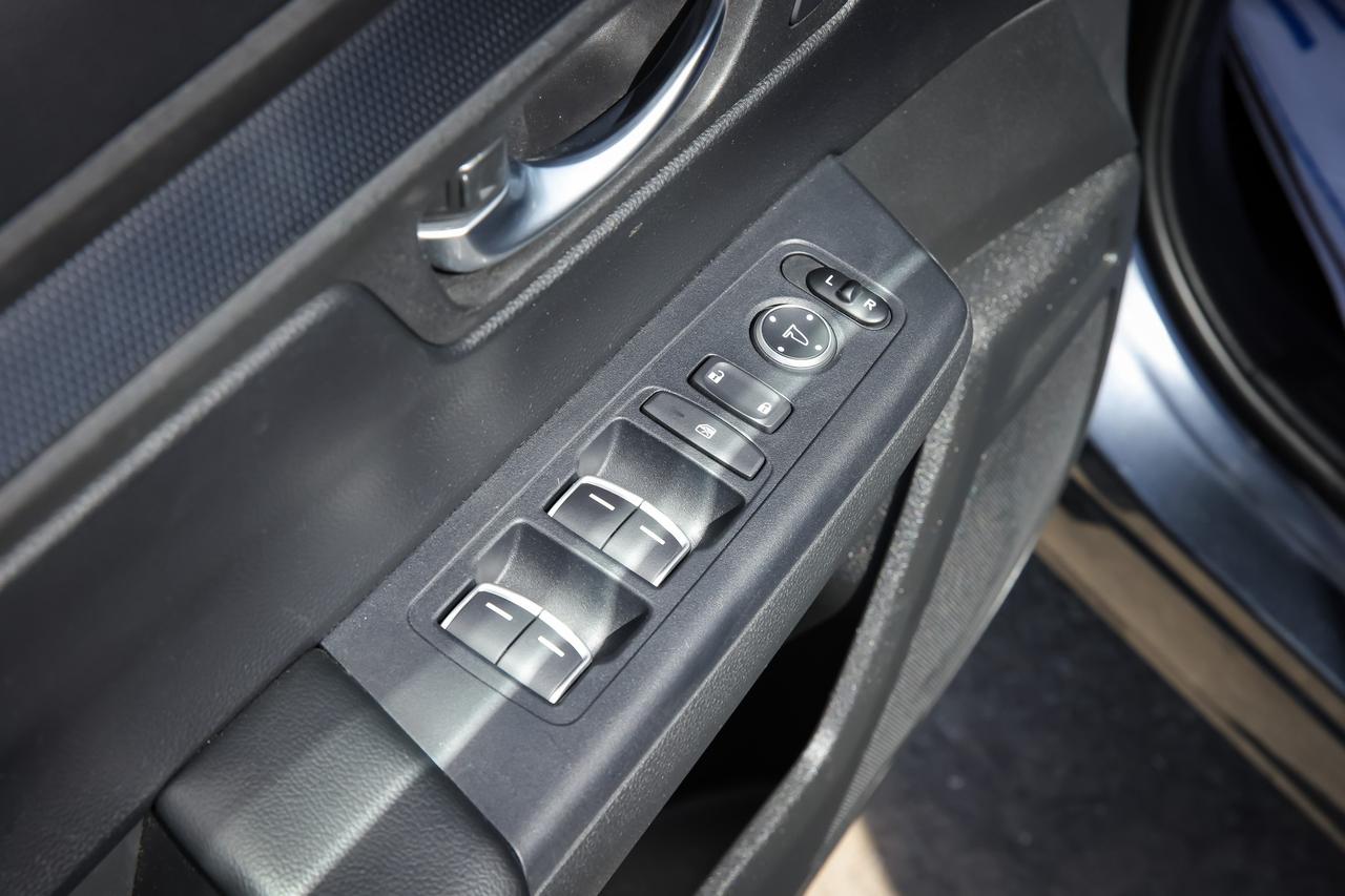 2024 Honda CR-V Hybrid EX-L 4dr All-Wheel Drive Photo