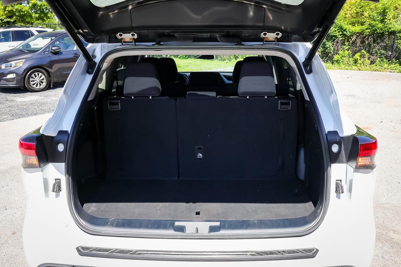 2022 Toyota Highlander Hybrid LE 4dr All-Wheel Drive Photo