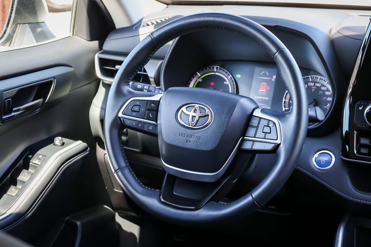 2022 Toyota Highlander Hybrid LE 4dr All-Wheel Drive Photo