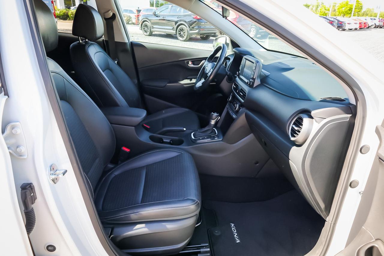 2021 Hyundai KONA 2.0L Luxury 4dr All-Wheel Drive Photo