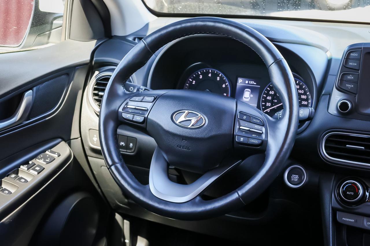 2021 Hyundai KONA 2.0L Luxury 4dr All-Wheel Drive Photo