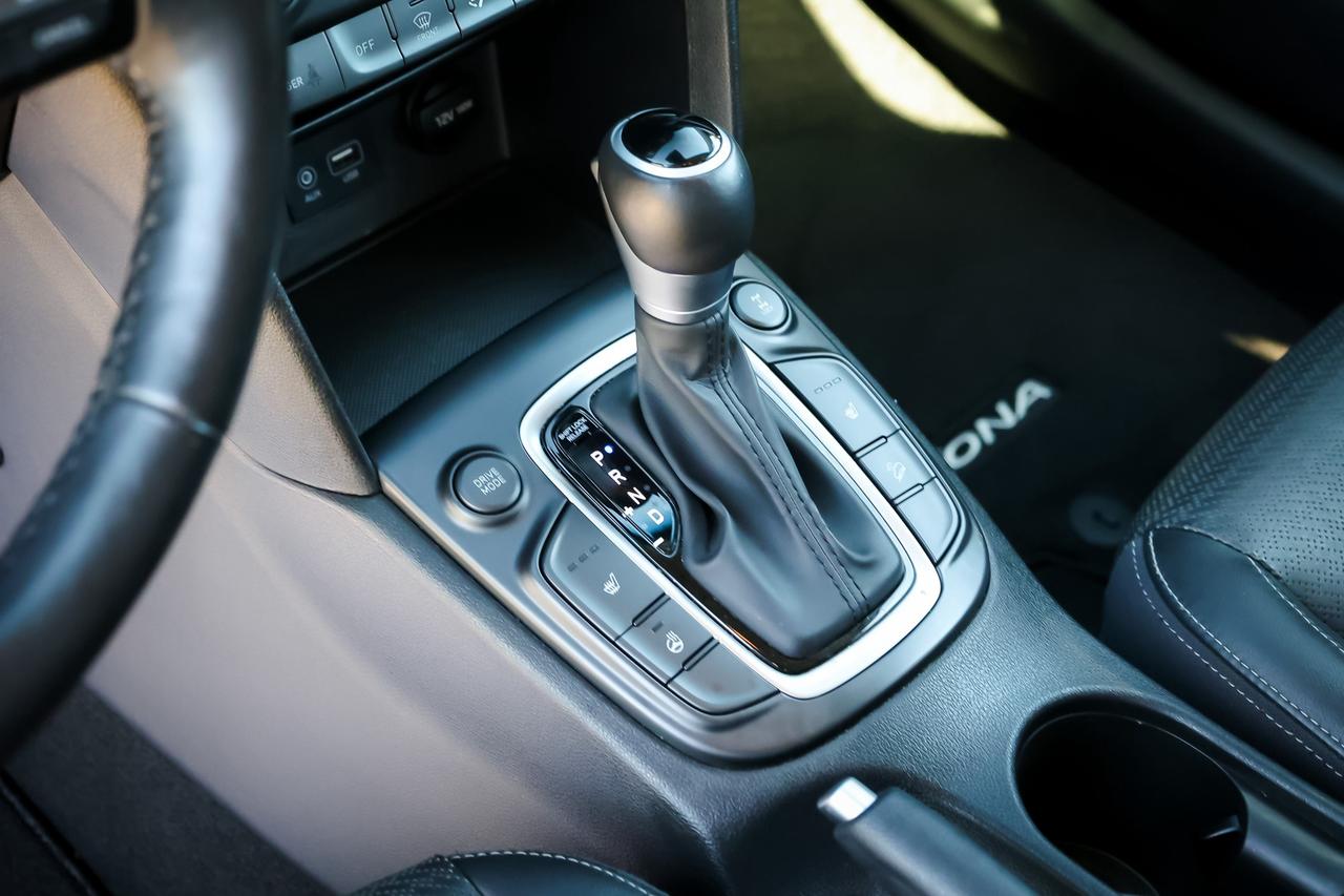 2021 Hyundai KONA 2.0L Luxury 4dr All-Wheel Drive Photo