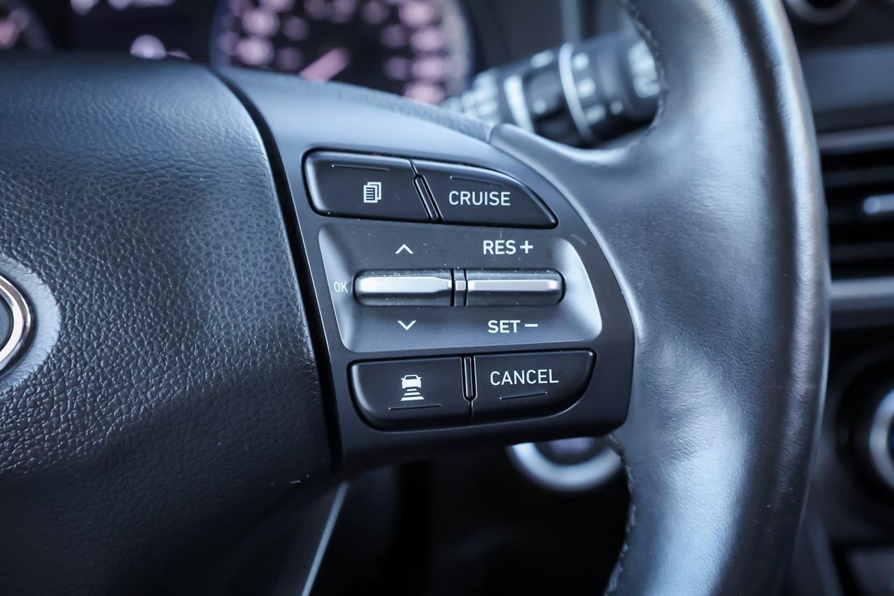2021 Hyundai KONA 2.0L Luxury 4dr All-Wheel Drive Photo