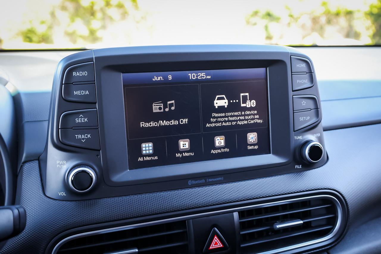 2021 Hyundai KONA 2.0L Luxury 4dr All-Wheel Drive Photo