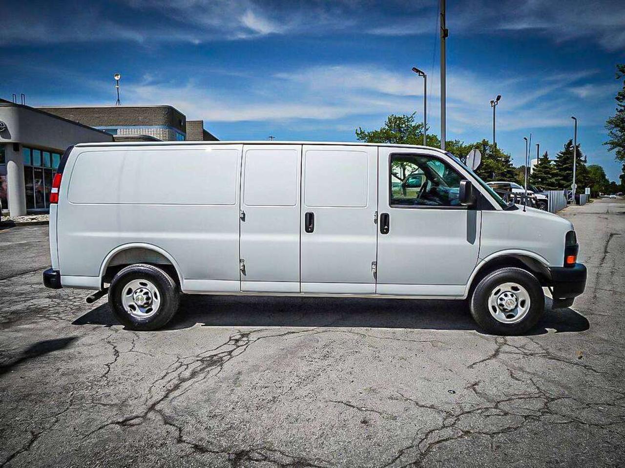 2025 Chevrolet Express 2500  Photo