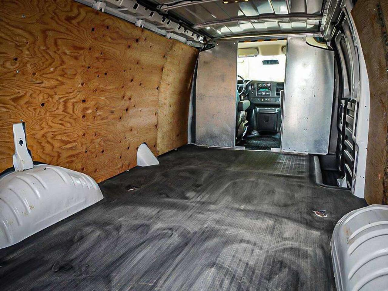2025 Chevrolet Express 2500  Photo