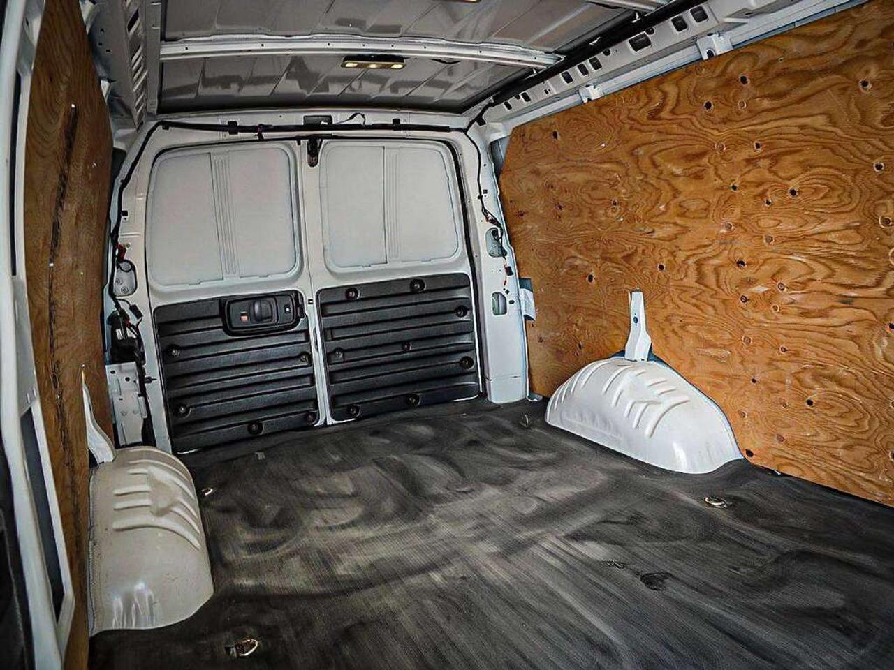 2025 Chevrolet Express 2500  Photo
