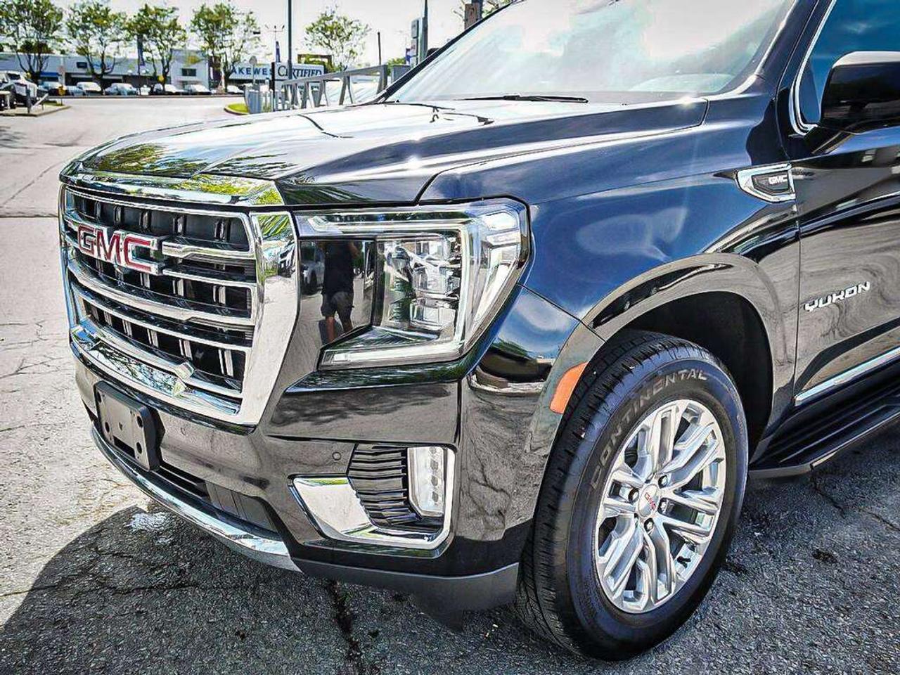 2024 GMC Yukon  Photo3