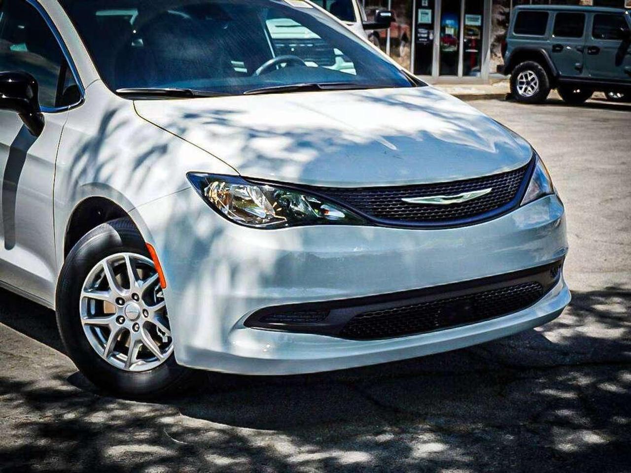 2027 Chrysler Grand Caravan  Photo