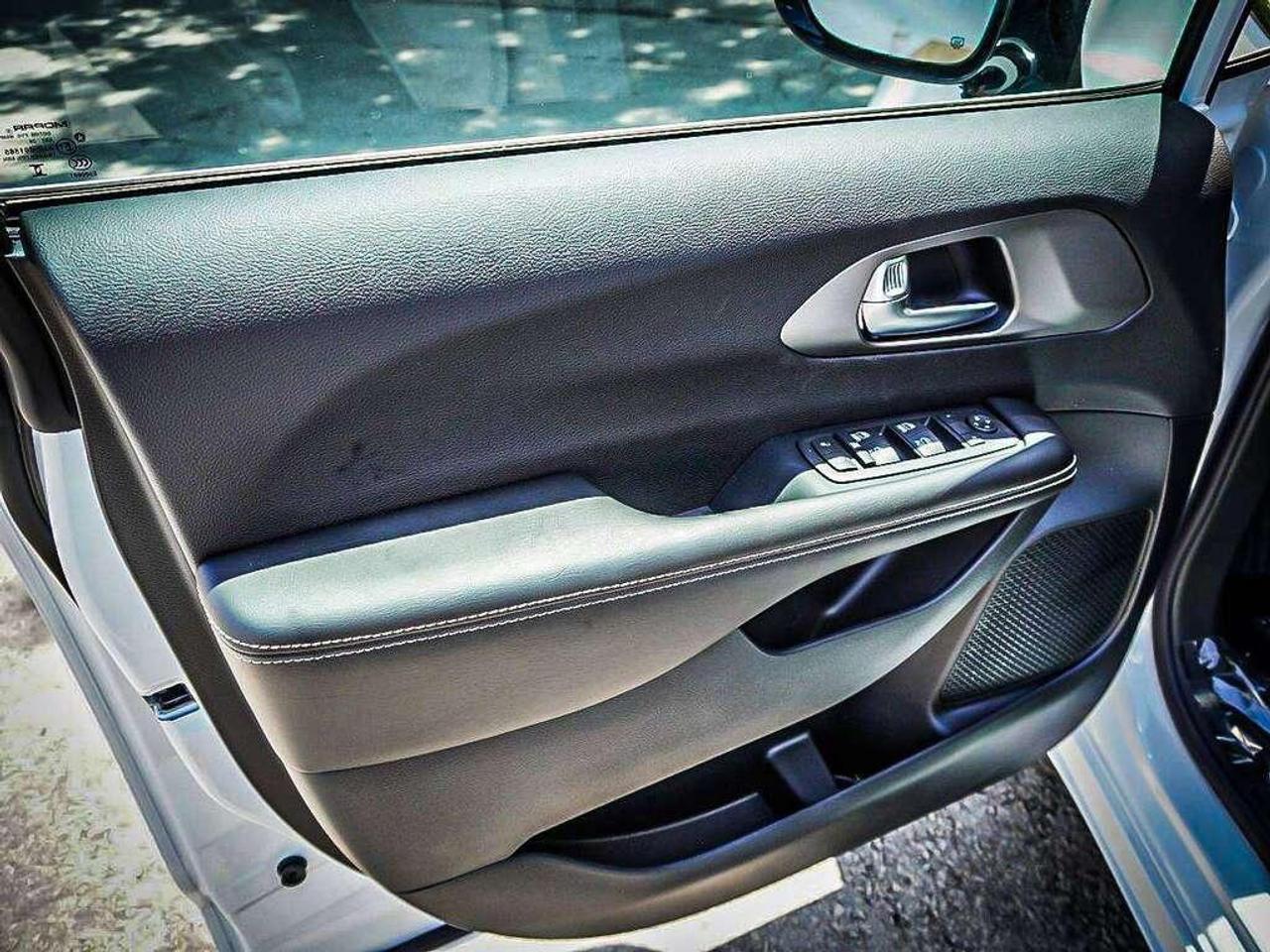 2027 Chrysler Grand Caravan  Photo