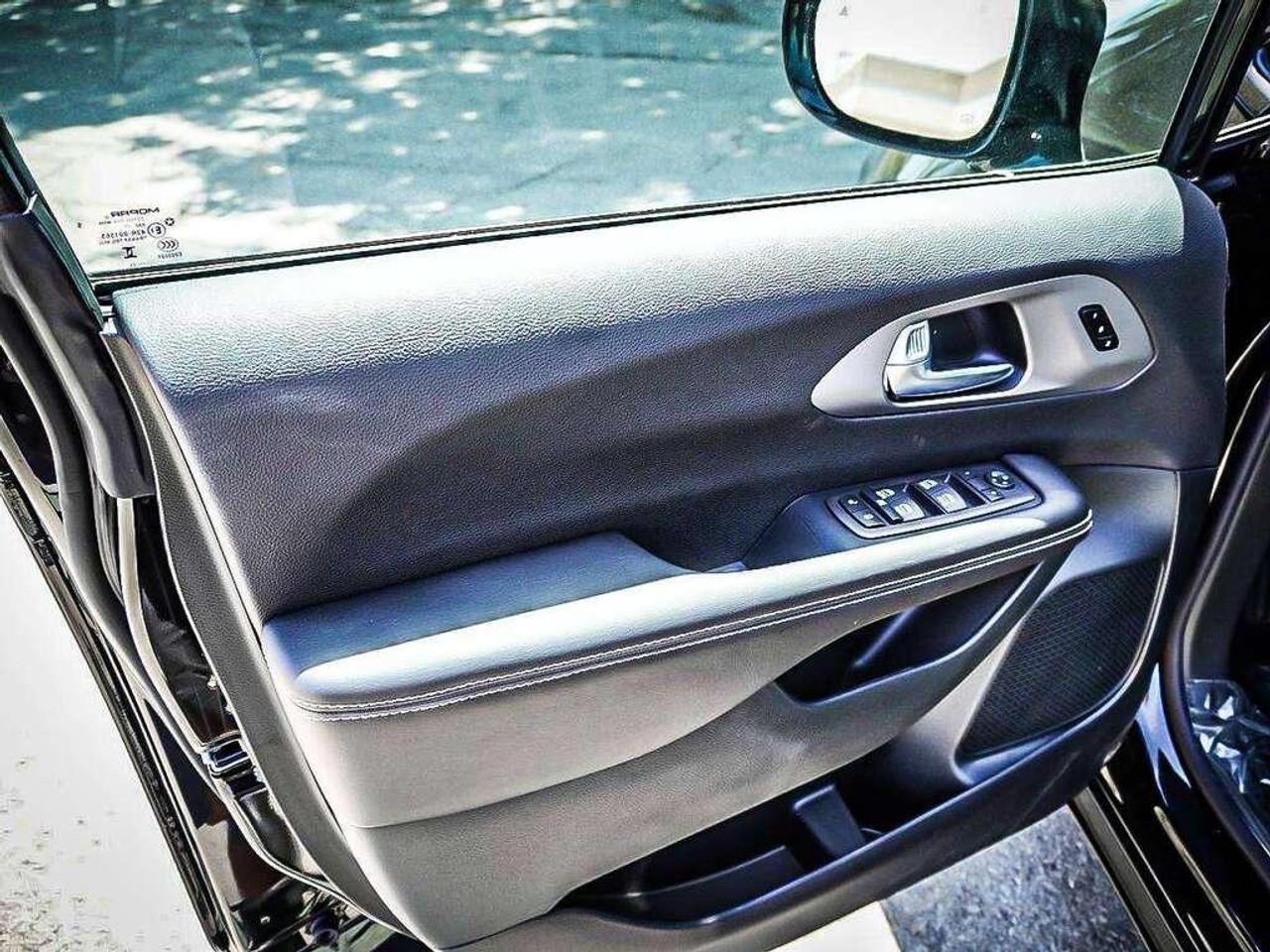 2027 Chrysler Pacifica  Photo