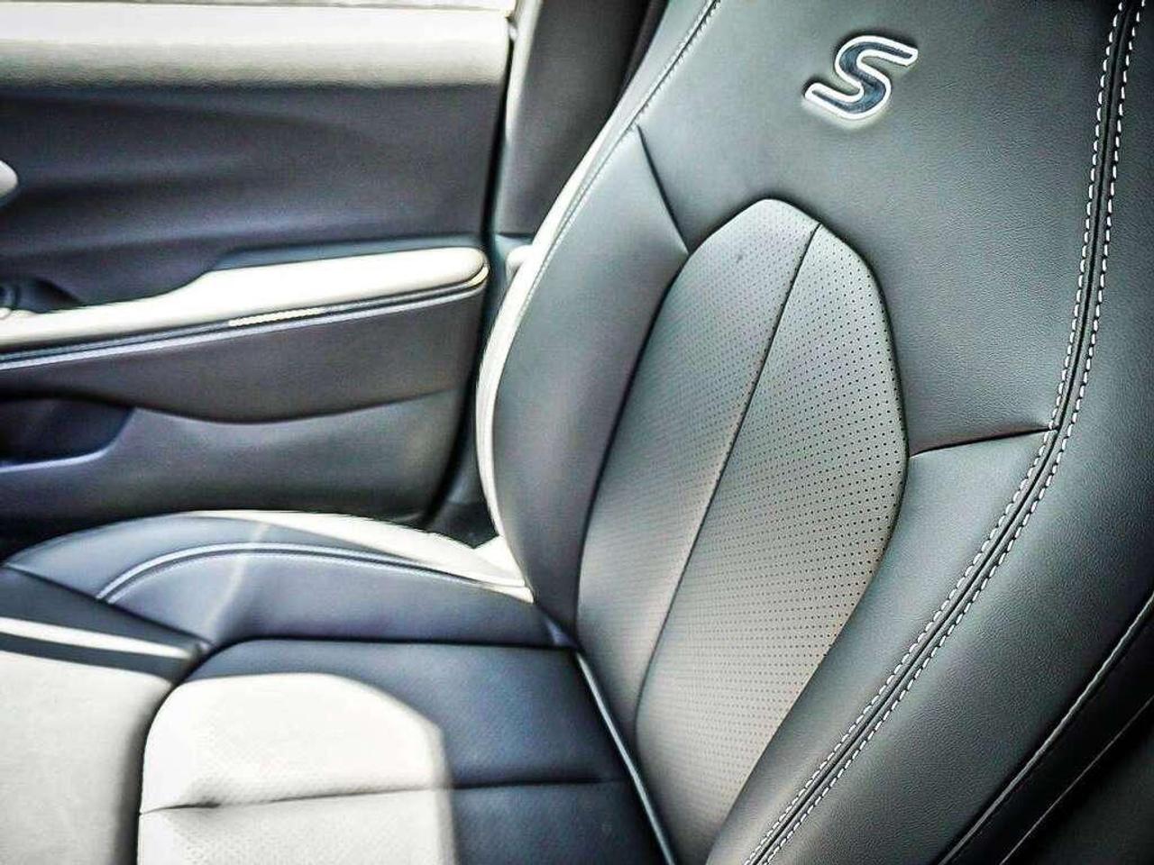 2027 Chrysler Pacifica  Photo