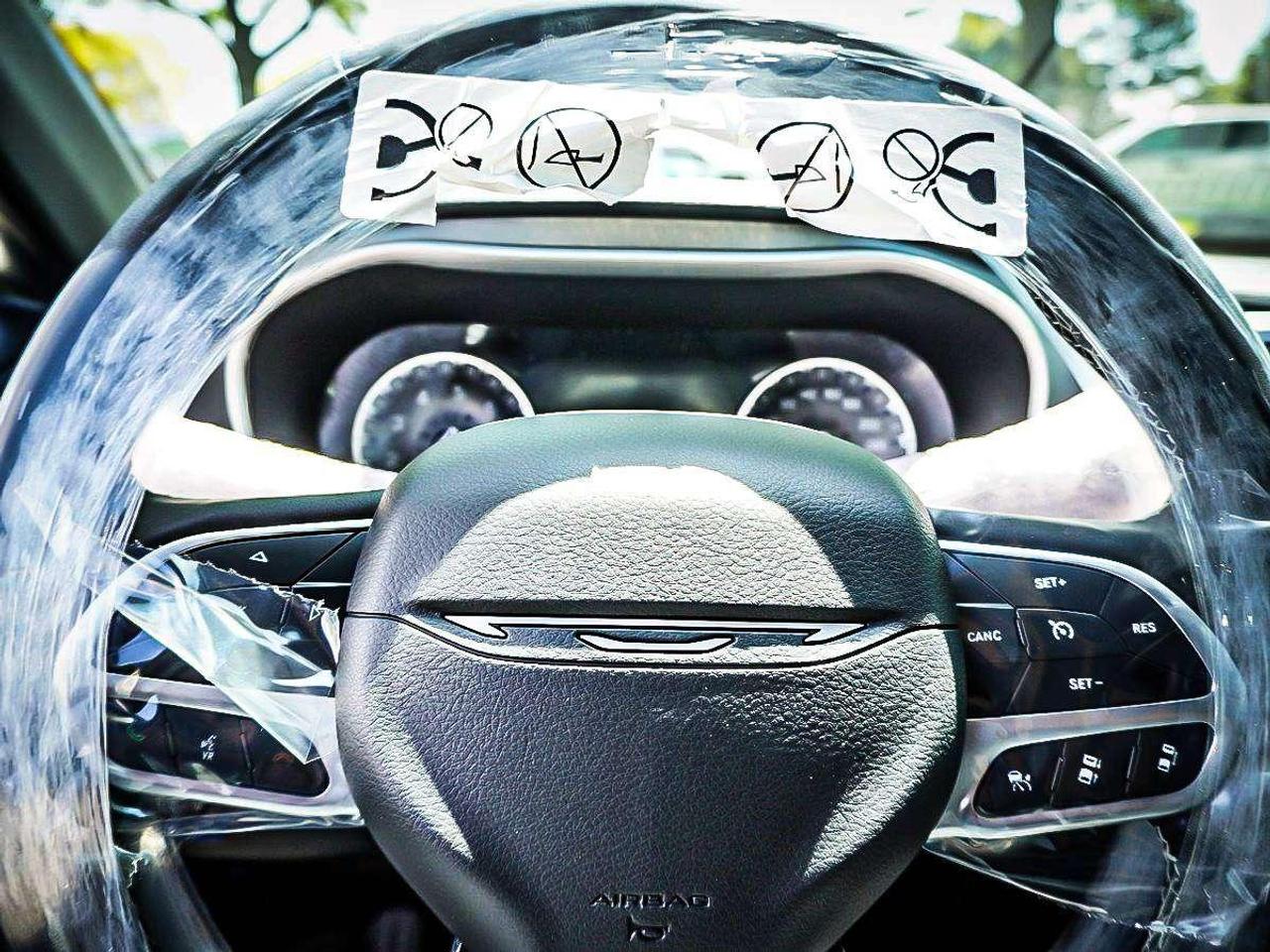 2027 Chrysler Pacifica  Photo