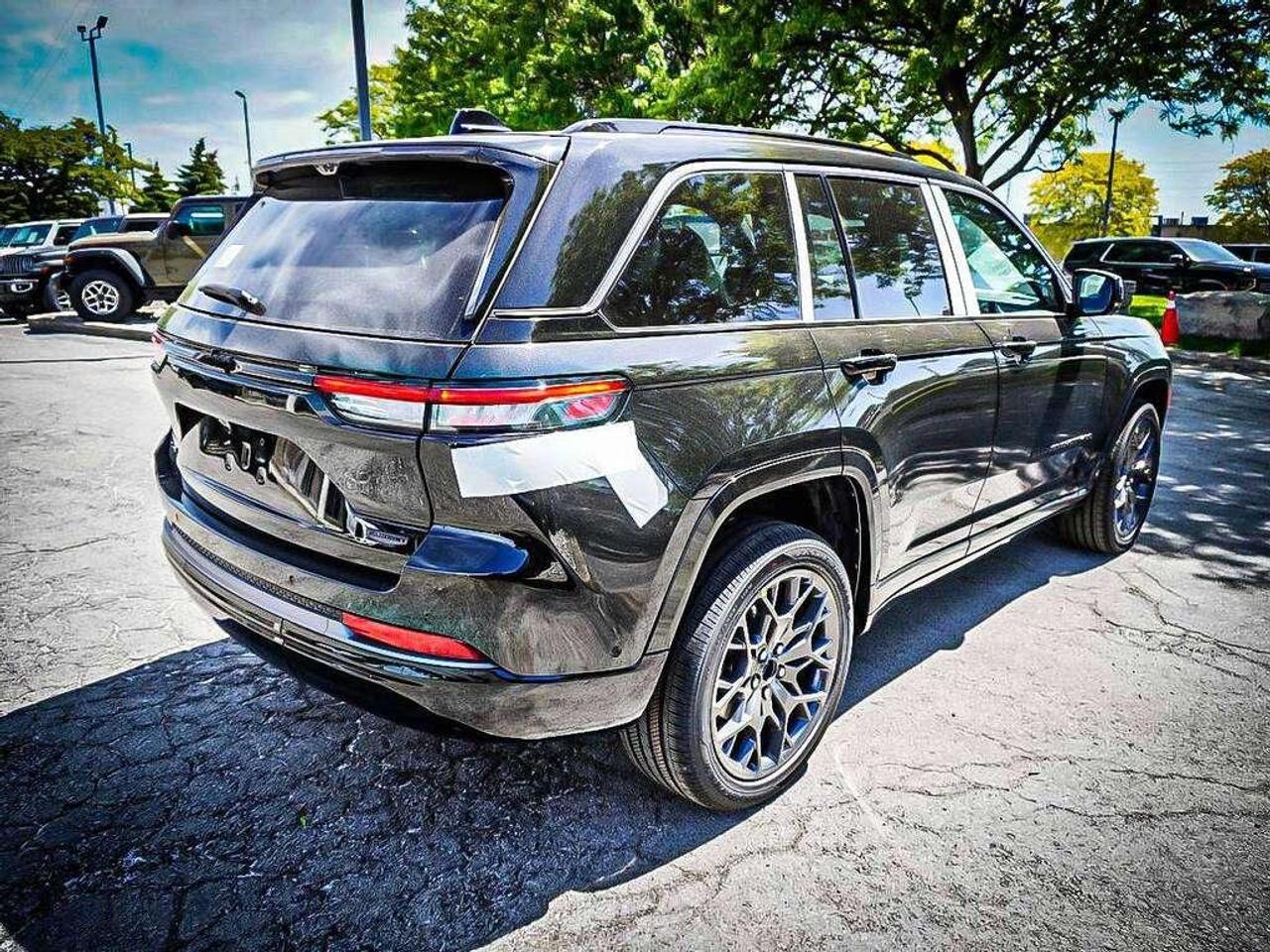2026 Jeep Grand Cherokee  Photo