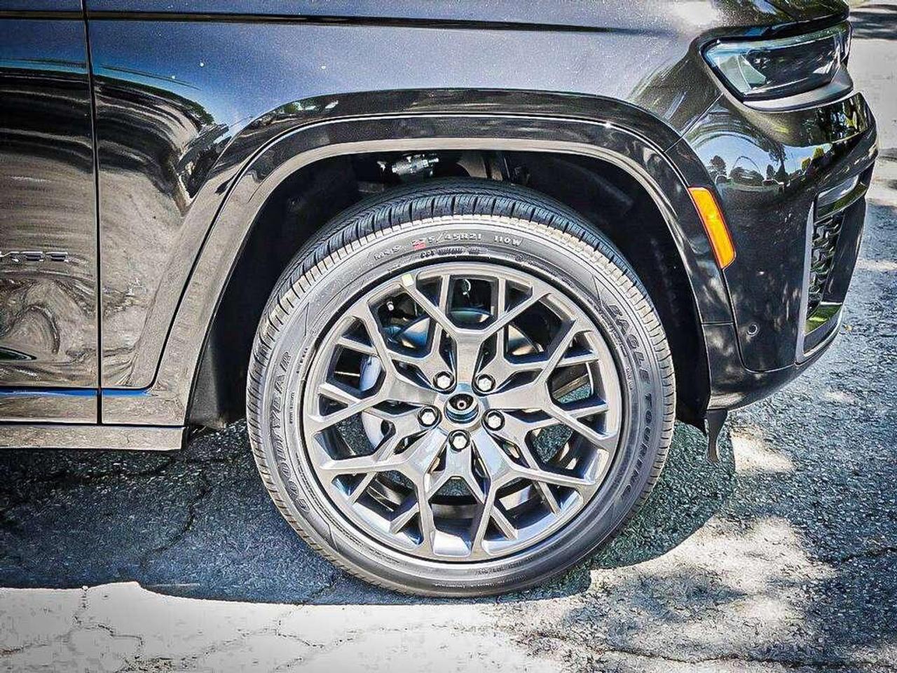 2026 Jeep Grand Cherokee  Photo