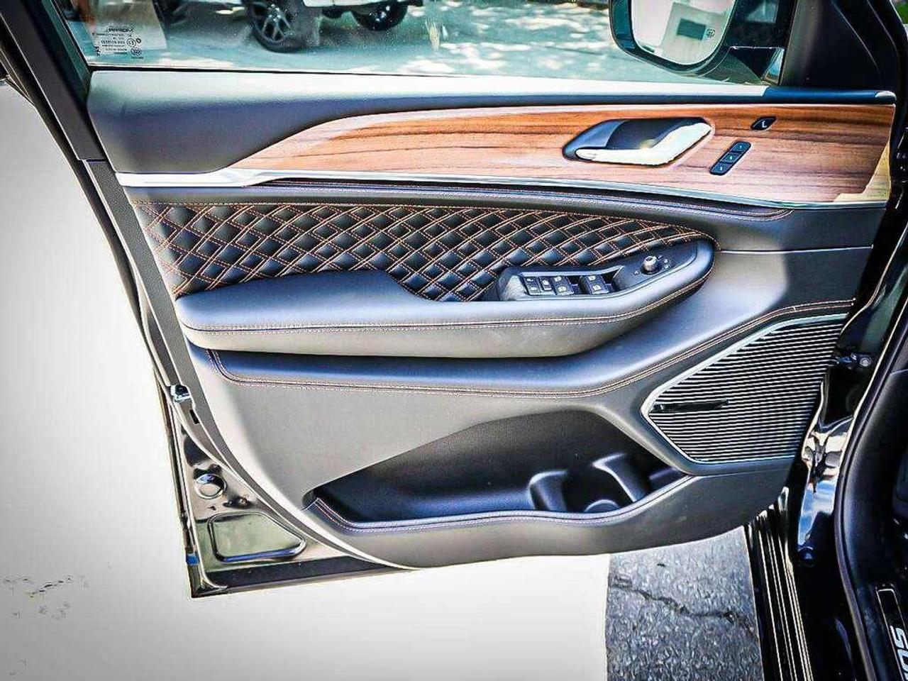 2026 Jeep Grand Cherokee  Photo