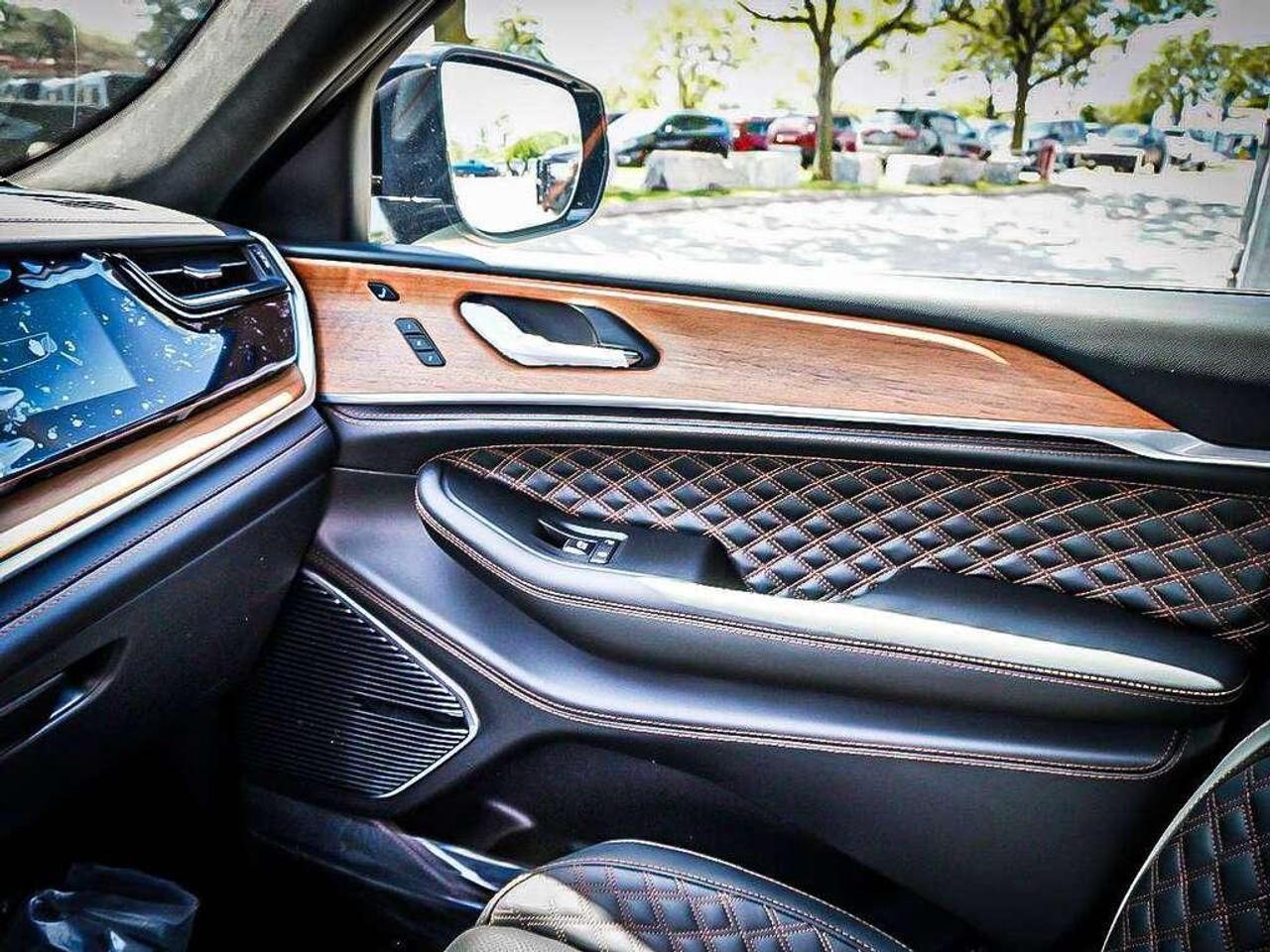 2026 Jeep Grand Cherokee  Photo