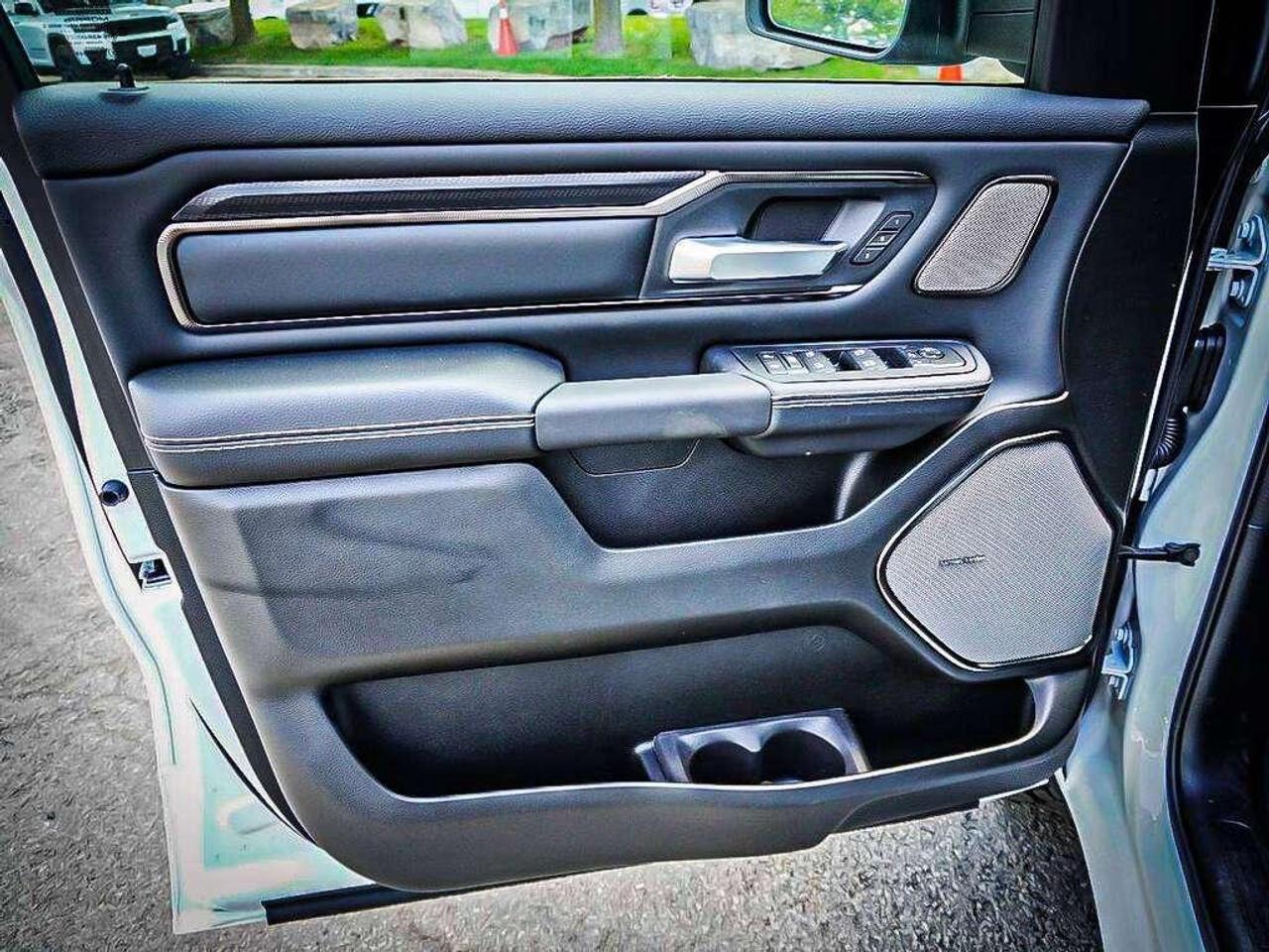 2026 RAM 1500  Photo