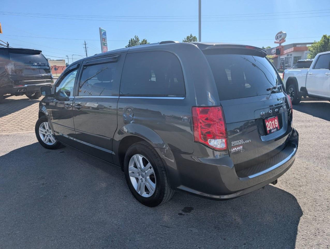 2019 Dodge Grand Caravan CREW PLUS 2WD Photo