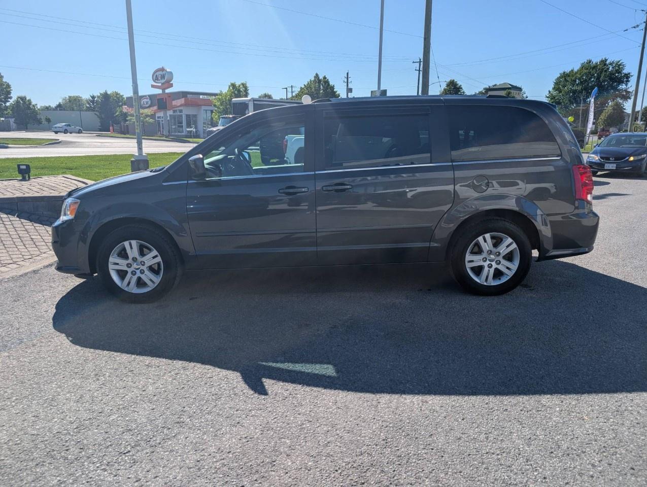 2019 Dodge Grand Caravan CREW PLUS 2WD Photo